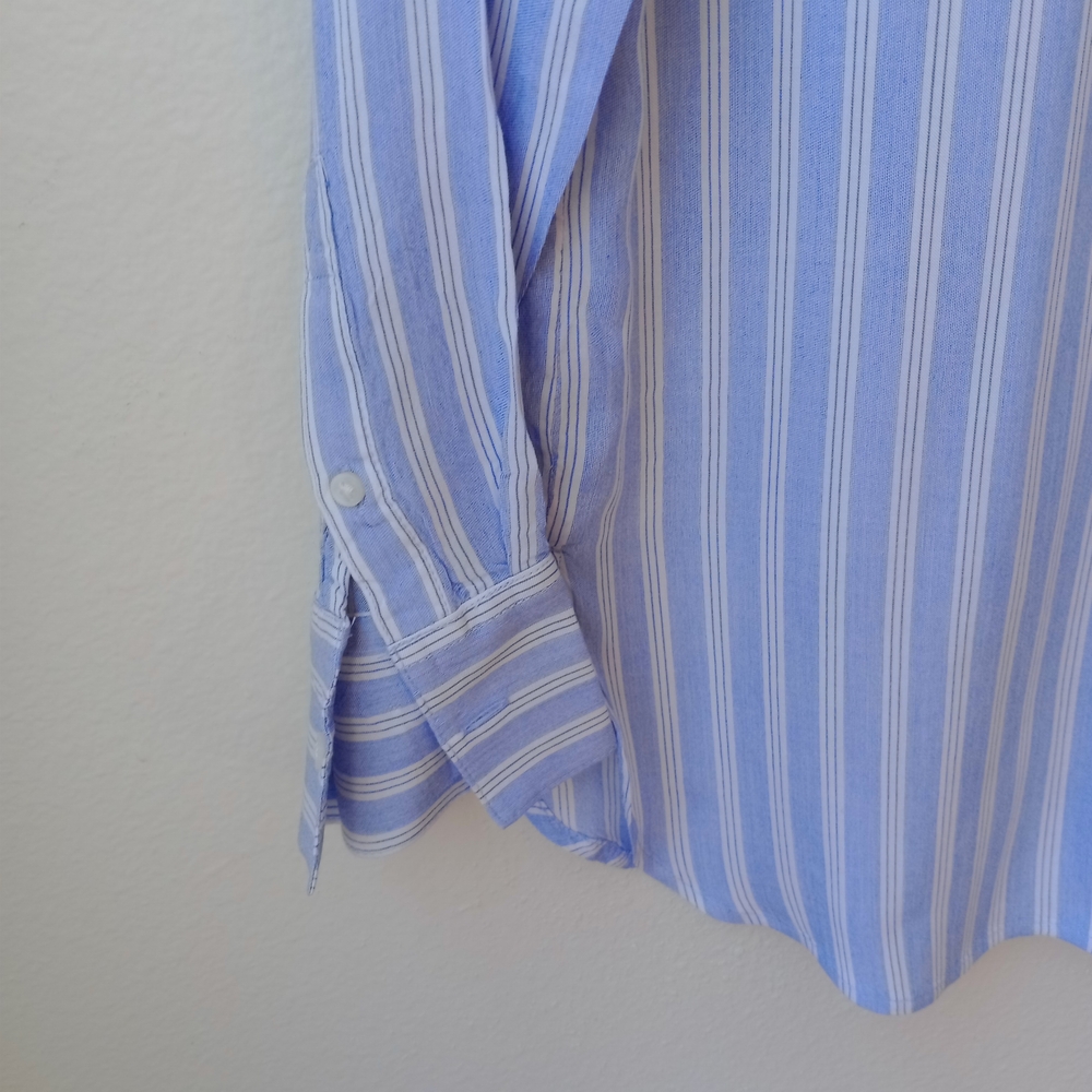 Banana Republic Light Blue and White Striped Blouse - Picture 5 of 9